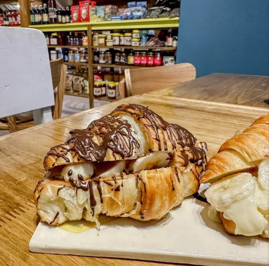 Croissant de mantequilla de maní