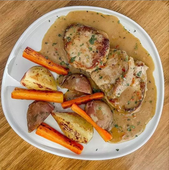 Carré de cerdo a la mostaza
