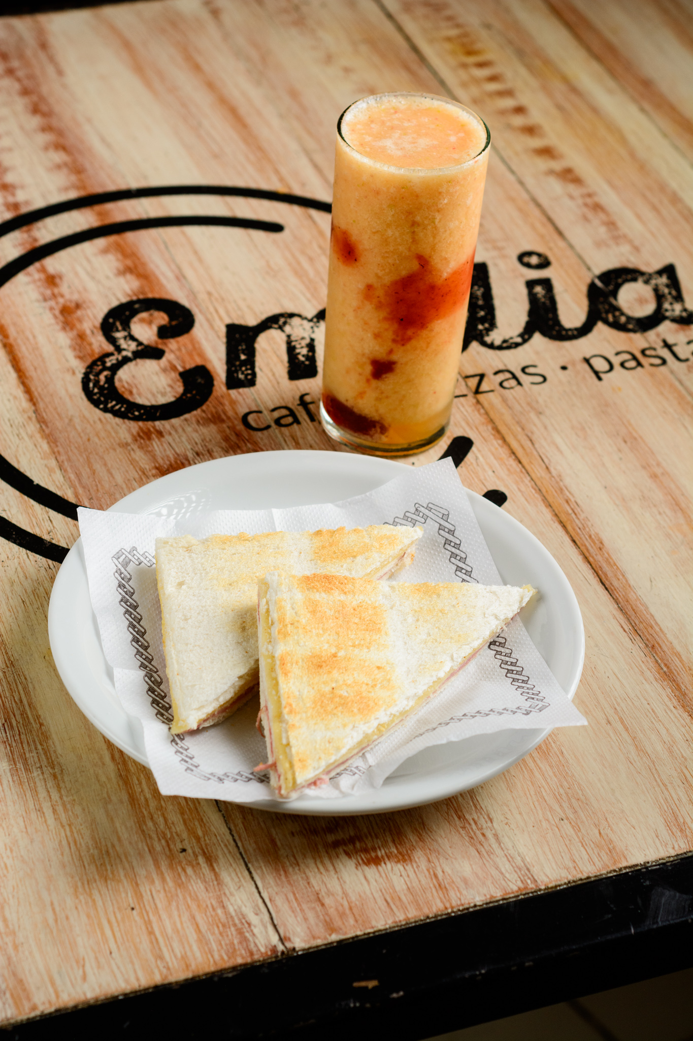 Medio tostado y licuado