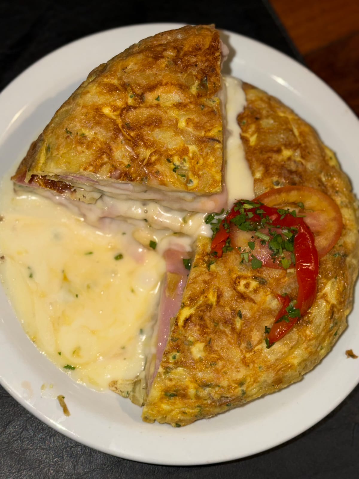 Tortilla de papas rellena